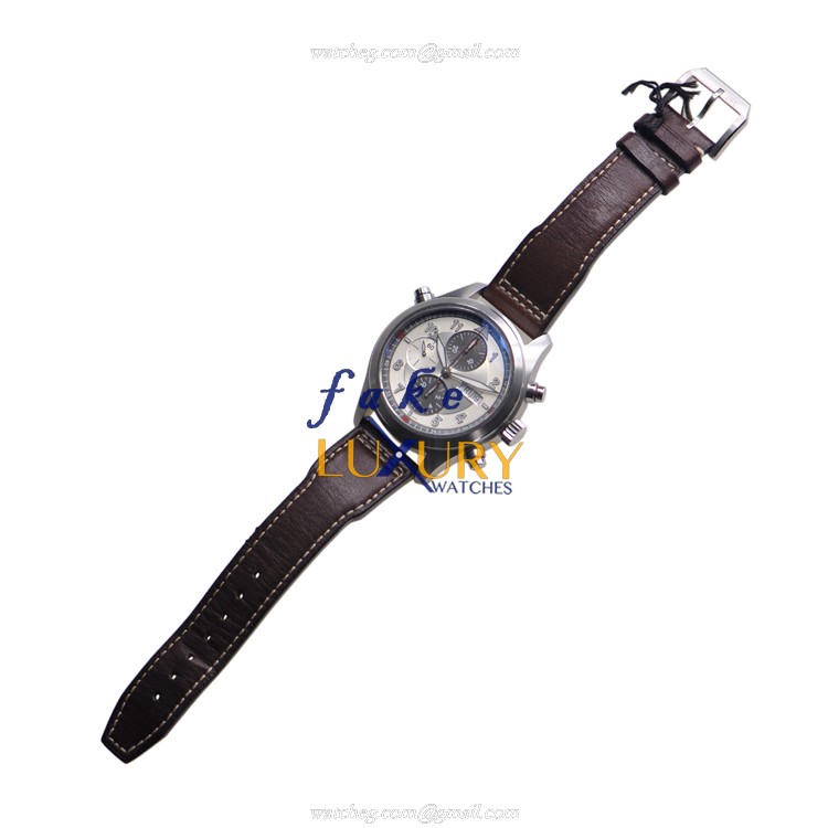 IWC IW371802 Replica Watch With Automatic Movement, Silver Dial, Steel Case Brown Cowhide Strap - Image 2