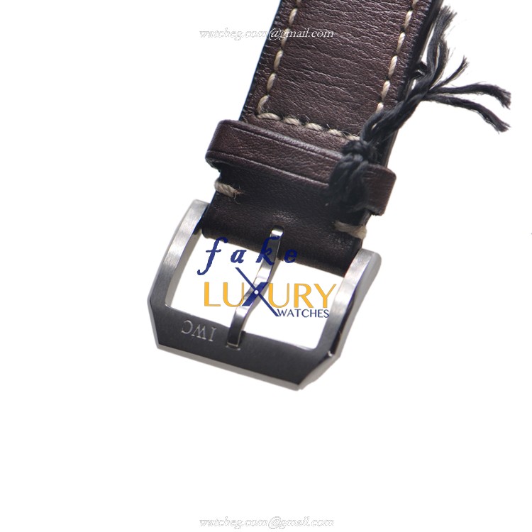 IWC IW371802 Replica Watch With Automatic Movement, Silver Dial, Steel Case Brown Cowhide Strap - Image 4