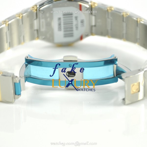 -123.20.24.60.05.004 - Omega Constellation Quartz 18kt Gold & Steel Replica Watch - White Dial - Image 4
