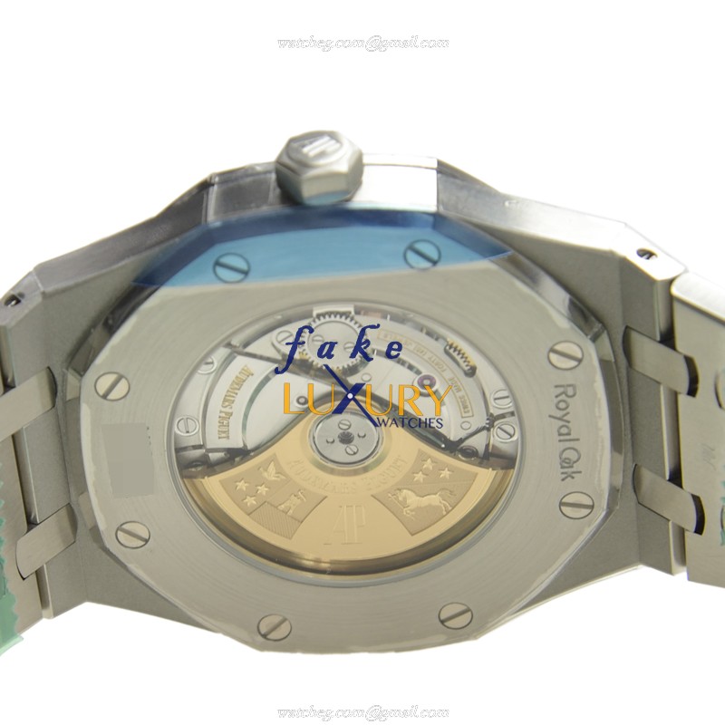 Audemars Piguet 15400ST.OO.1220ST.02 Royal Oak Replica Watch, Automatic, Silver Dial, Steel Bracelet - Image 4