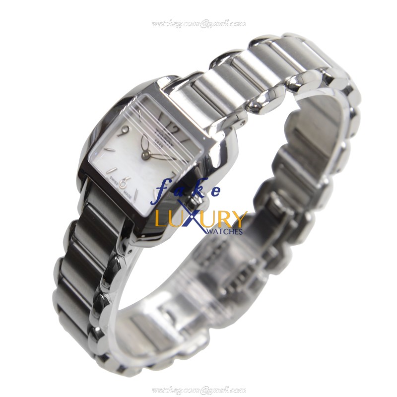 Tissot T02.1.285.82 Replica Watch, White Dial, Steel Case, Quartz Movement, Silver Strap - Image 3