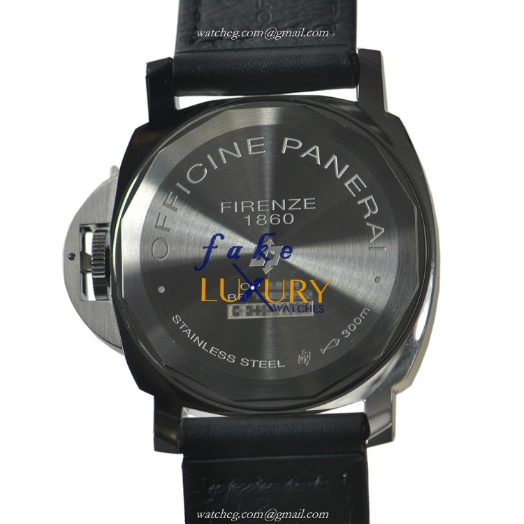 Panerai PAM00000 Luminor Replica Watch, Black Dial, Manual Wind, Stainless Steel 44mm - Image 3