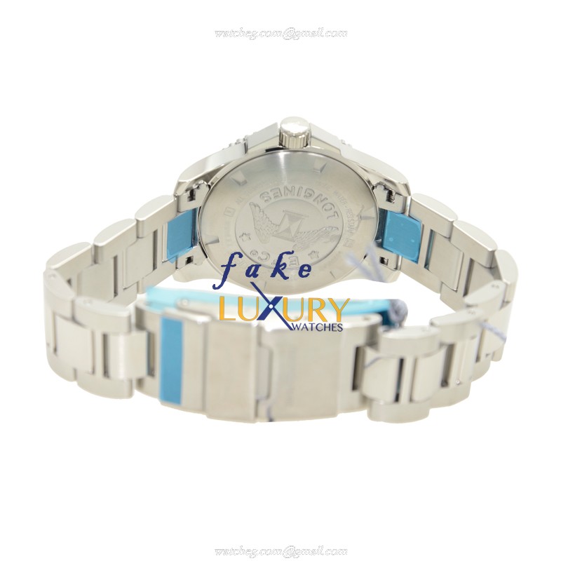 Longines Conquest Replica Watch L3.640.4.96.6 Quartz Movement Blue Dial Stainless Steel Bracelet - Image 4