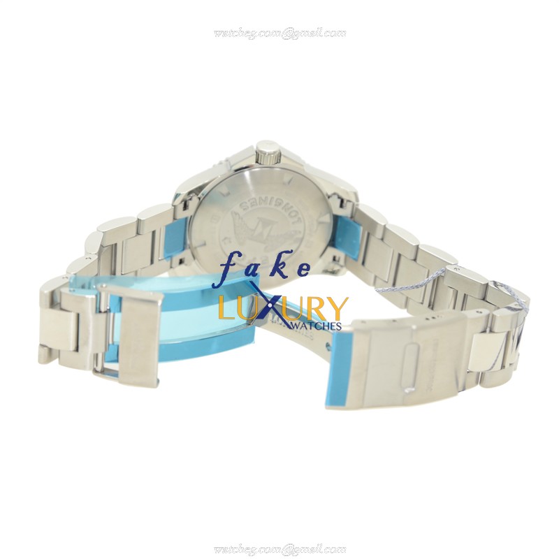 Longines Conquest Replica Watch L3.640.4.96.6 Quartz Movement Blue Dial Stainless Steel Bracelet - Image 5
