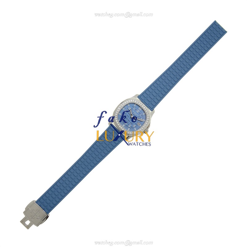 Patek Philippe Aquanaut 5067A-022 Quartz Stainless Steel Diamonds Blue Dial Rubber Strap Replica - Image 2