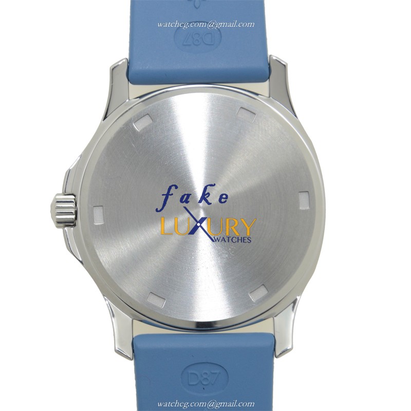 Patek Philippe Aquanaut 5067A-022 Quartz Stainless Steel Diamonds Blue Dial Rubber Strap Replica - Image 3