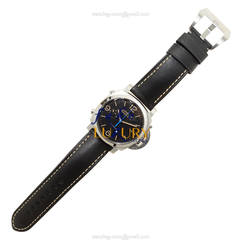 Panerai PAM00524 Luminor Automatic Stainless Steel Black Dial Replica Watch - Image 2