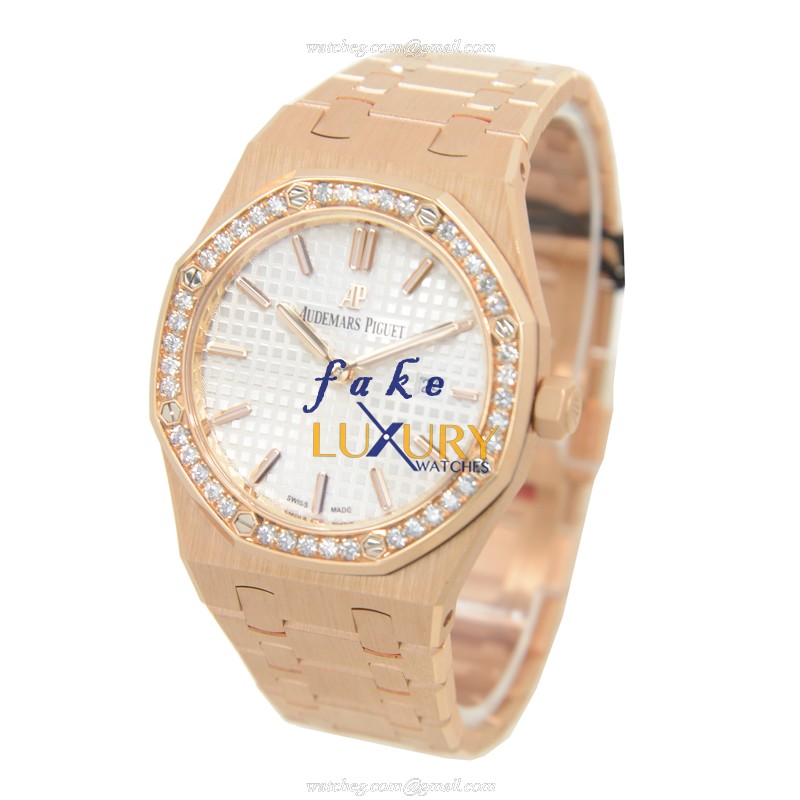 Audemars Piguet Royal Oak 67651OR.ZZ.1261OR.01 Quartz 18kt Rose Gold Diamond Replica Watch - Image 3