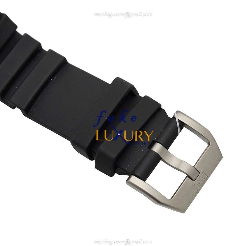 IWC IW358002 Aquatimer Replica Watch, Black Dial, Titanium Case, Rubber Strap - Image 4