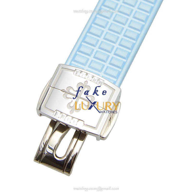 Patek Philippe 5072G-001 Aquanaut Automatic 18kt White Gold Diamond Blue Dial Replica Watch - Image 4