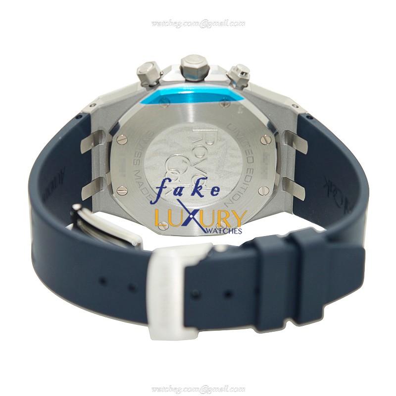 Audemars Piguet 26326ST.OO.D027CA.01 Royal Oak Automatic Silver Dial on Blue Rubber - Image 4