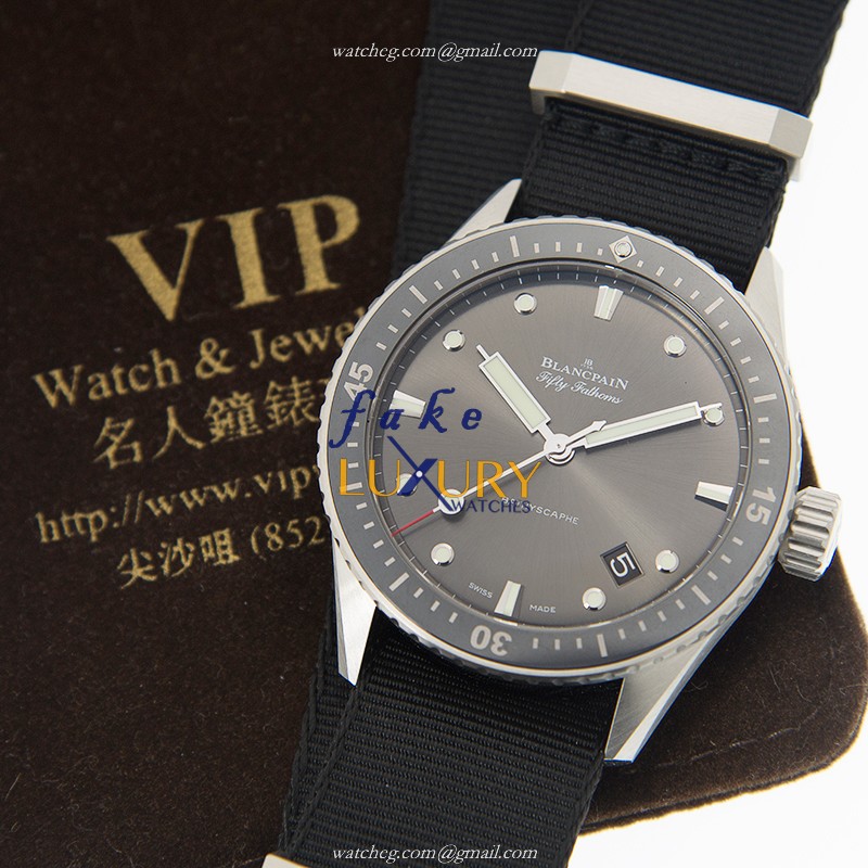 Blancpain 5000-1110-NABA Fifty Fathoms Replica Watch With Automatic Movement, Silver Dial - Image 5