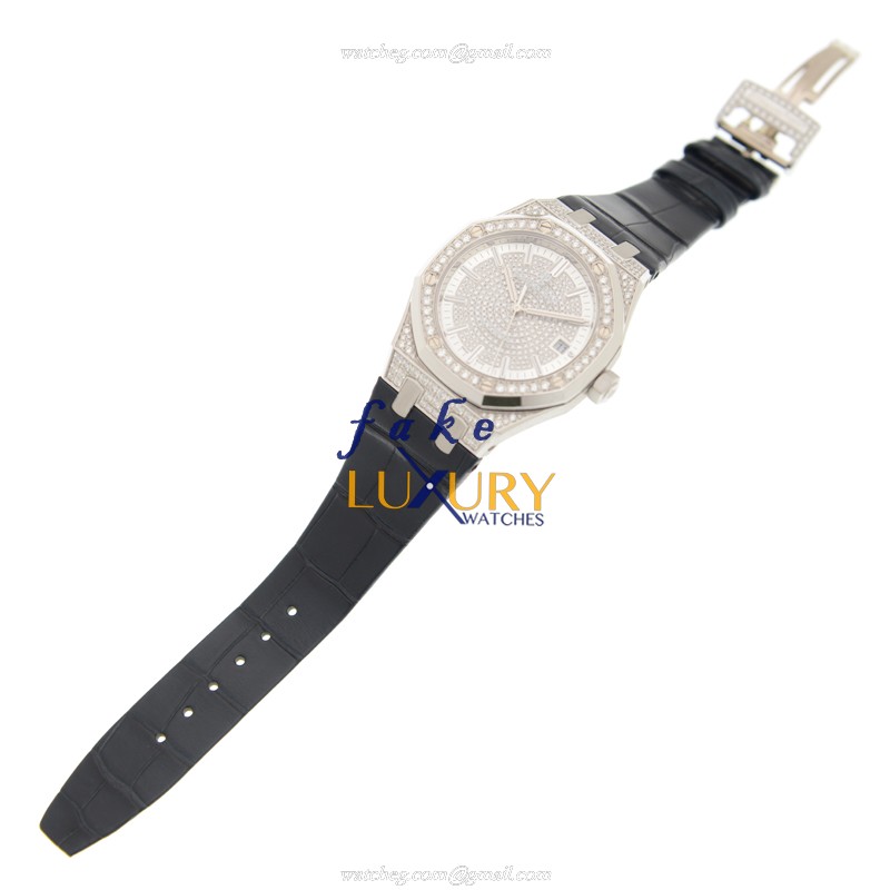 Audemars Piguet 15452BC.ZZ.D019CR.01 Royal Oak 18kt White Gold Diamond Automatic Replica Watch - Image 2