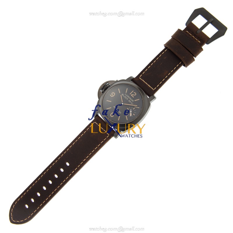 Panerai PAM00786 Automatic Stainless Steel Replica Watch, Black & White Dial, Brown Cowhide Strap - Image 4