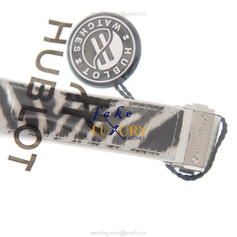 Hublot BIG BANG 341.HW.7517.VR.1975 Replica Watch Automatic Ceramic Diamonds Black White Dial - Image 4