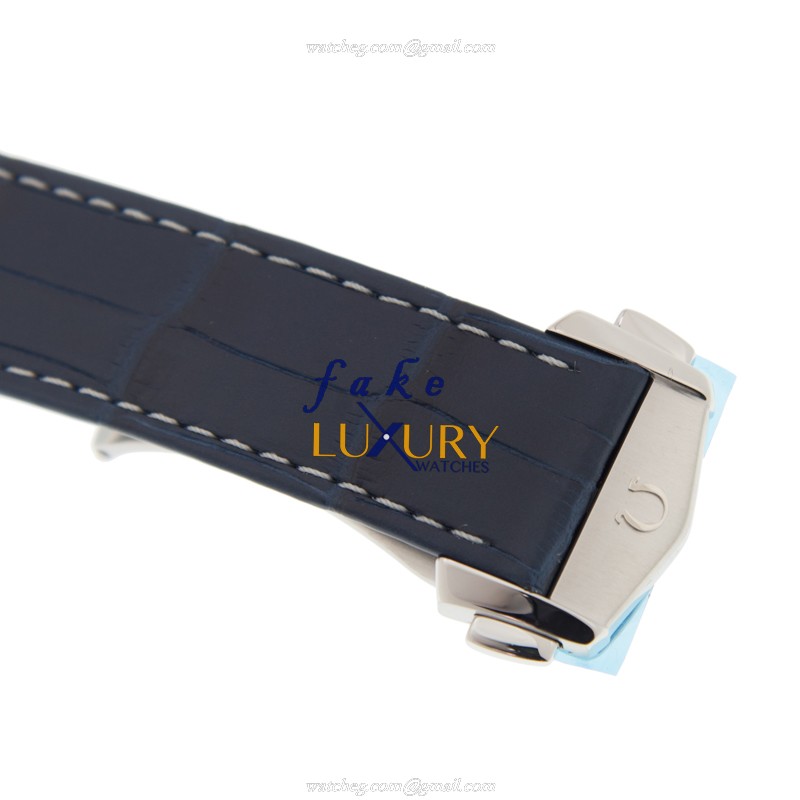 Omega 304.33.44.52.03.001 SPEEDMASTER | AUTO | 44.25MM STEEL | Blue Dial & Leather Strap Replica - Image 4