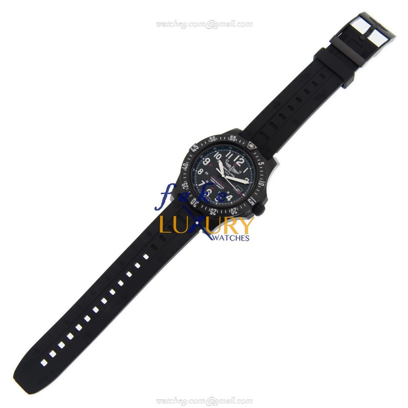 X74320E4.BF87.293S.X20S.1 - Breitling Challenger Series Replica Watch in Black Dial with Rubber - Image 2