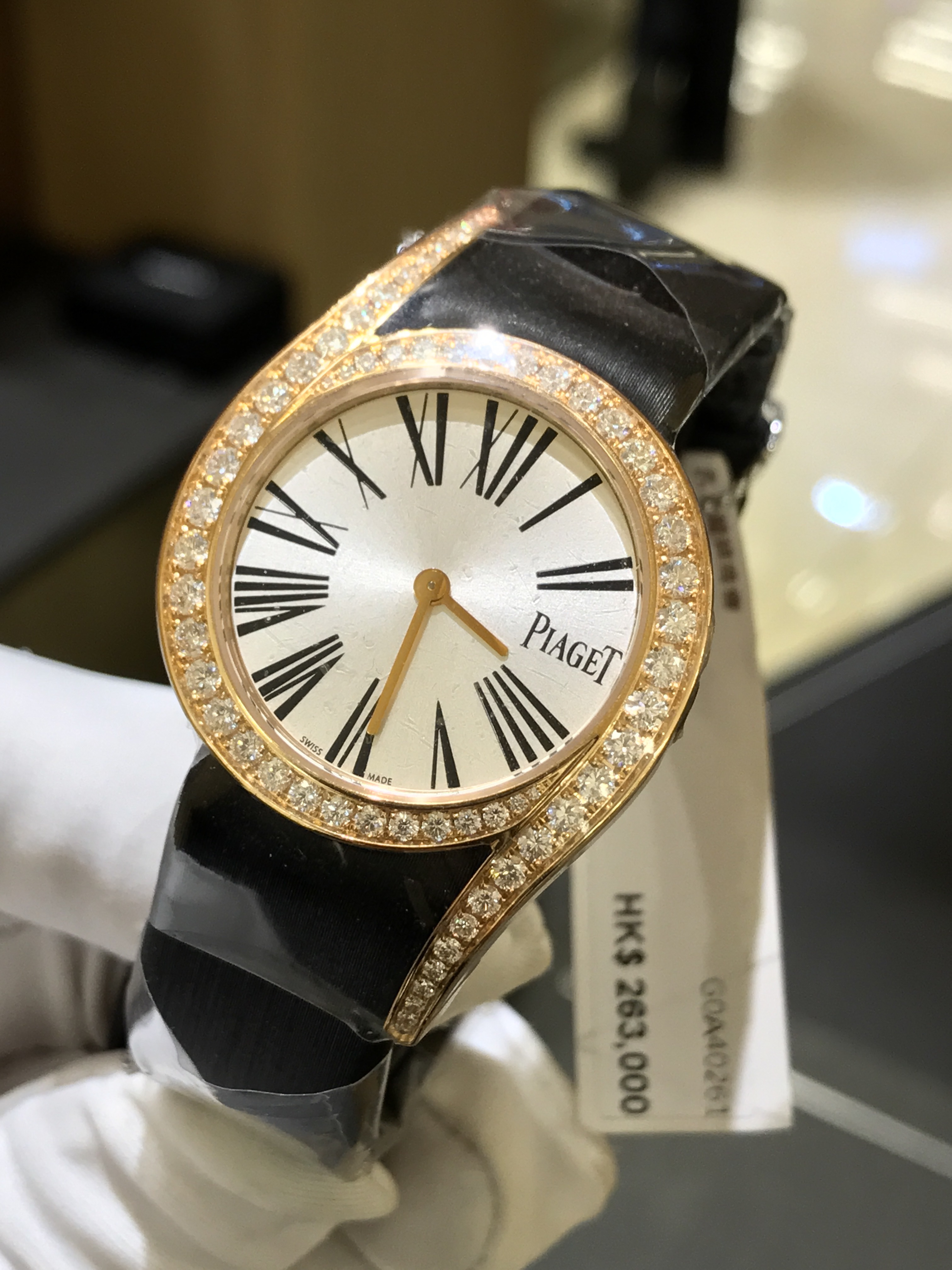 Piaget G0A40261 Limelight - Replica Watch - Manual Wind - 18kt Rose Gold & Diamonds - Black Satin - Image 5