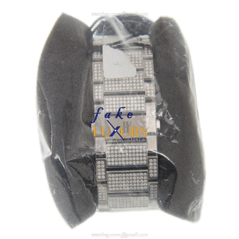 Hublot 511.NX.9010.NX.3704 Classic Fusion Auto Titanium Diamond Replica Watch 45mm Silver Dial - Image 3