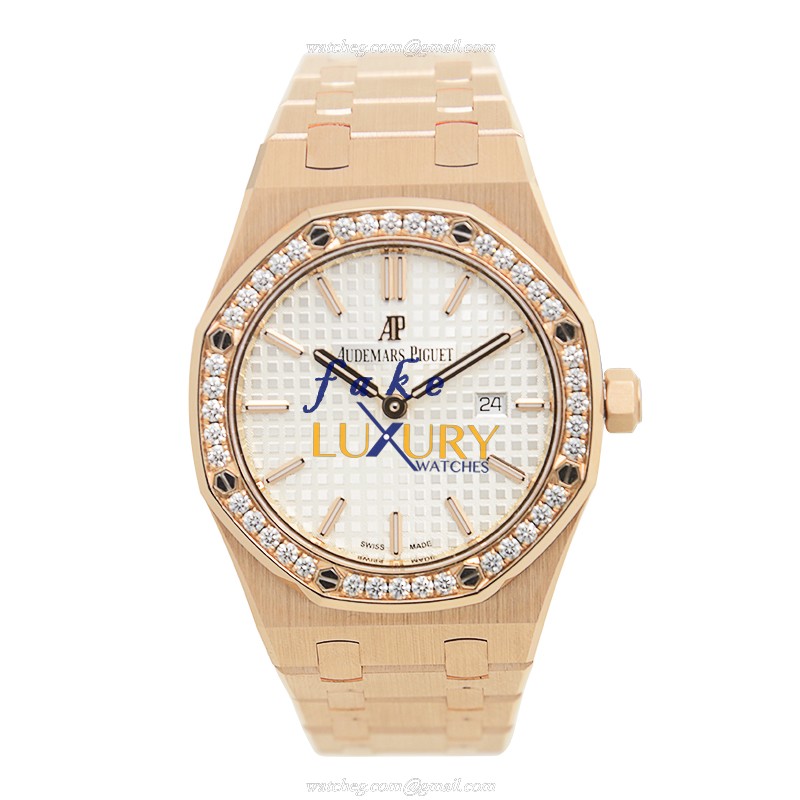Audemars Piguet Royal Oak 67651OR.ZZ.1261OR.01 Quartz 18kt Rose Gold Diamond Replica Watch - Image 2
