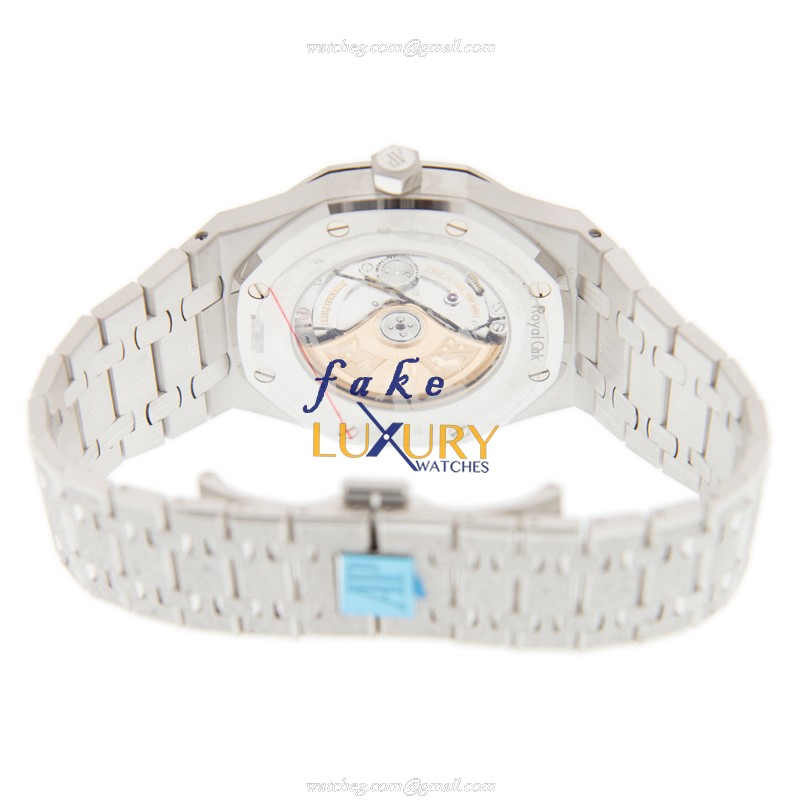 Audemars Piguet Royal Oak 15410BC.GG.1224BC.01 Replica Watch, Automatic, Blue Dial, White Gold - Image 4