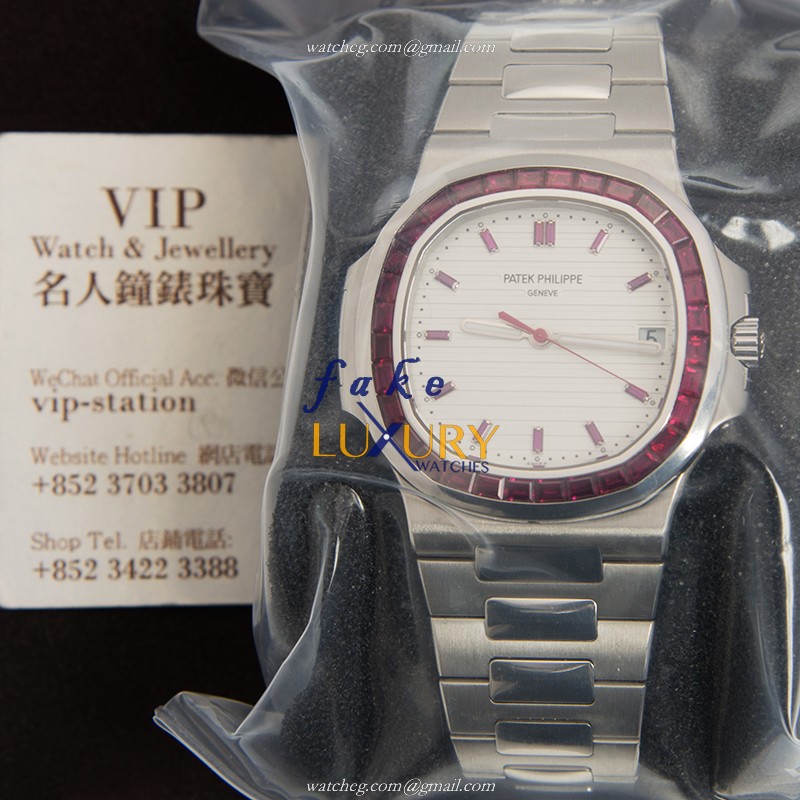 Patek Philippe 5711/112P-010 Nautilus Replica Watch, Automatic Platinum Case, White Dial - Image 4