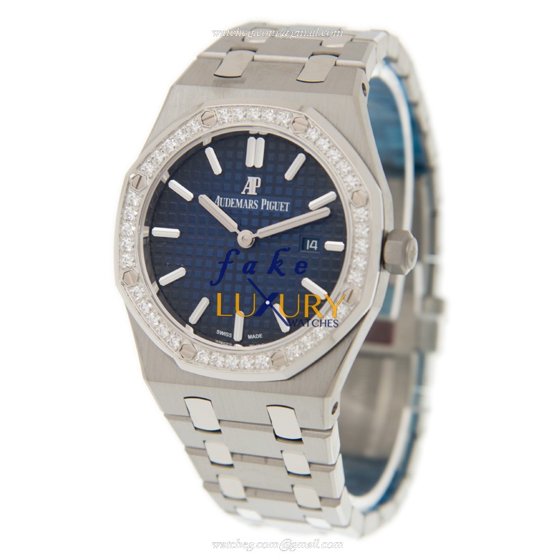 Audemars Piguet 67651IP.ZZ.1261IP.01 Royal Oak Replica Watch, Blue Dial, Titanium Case, Quartz - Image 3