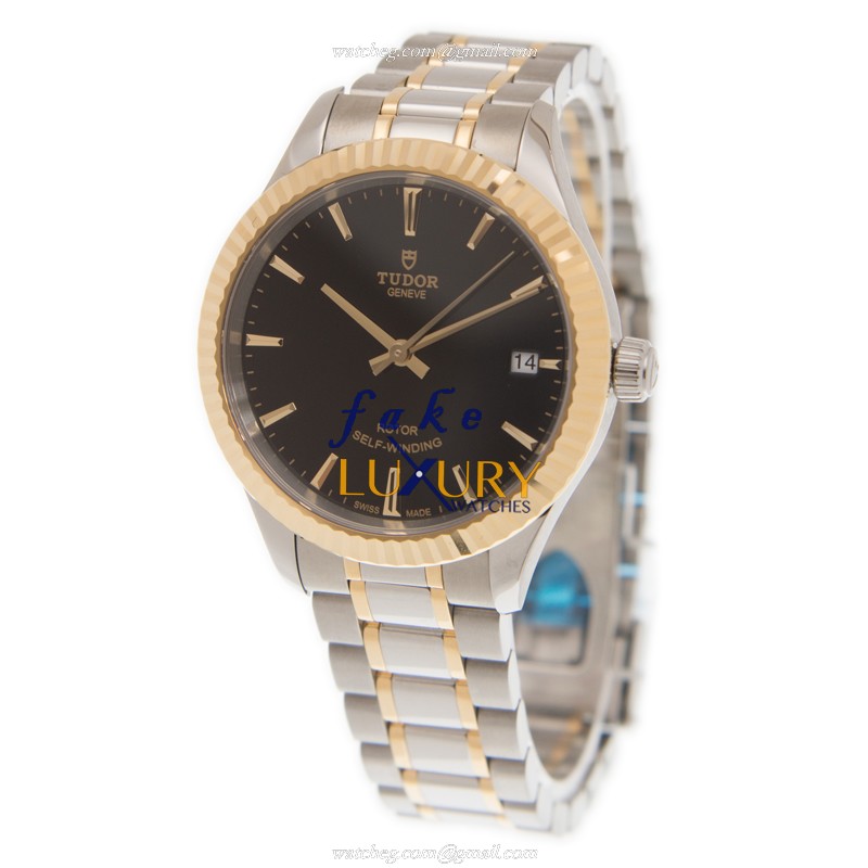 Tudor 12313-65033-BK Automatic Stainless Steel Replica Watch - Black Dial, Silver Strap - Image 3