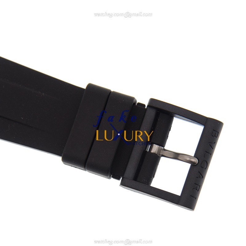 Bulgari Diagono DG41C3SMCVD Automatic Ceramic Steel Black Dial Rubber Strap Replica Watch - Image 4