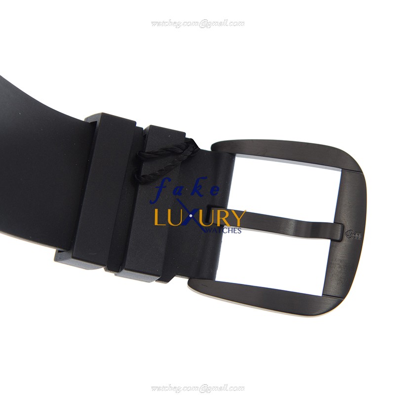 Corum 390.102.95/0371 BO01 Replica Watch, Automatic, Black Dial, Stainless Steel Case, Rubber Strap - Image 4