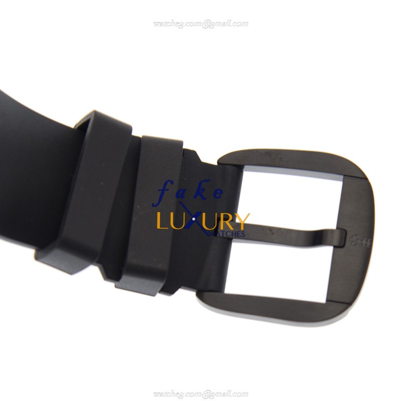Corum 082.310.98/0371 DS01 BUBBLE Replica Watch With Automatic Movement, Black Dial, Steel Case - Image 4