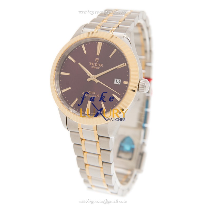 Tudor 12513-65053-PUR Replica Watch, Automatic, 18kt Gold & Steel Case, Deep Purple Dial - Image 3