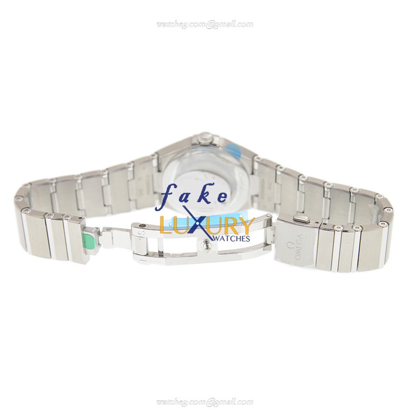 Omega 131.10.28.60.06.001 Quartz Stainless Steel Replica Watch - Gray Dial, Silver Strap - Image 5