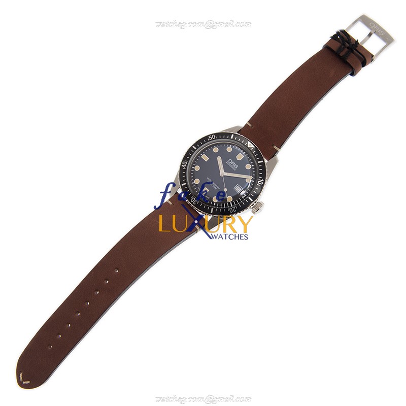 Oris 01 733 7720 4054-07 5 21 45 DIVERS Automatic Steel Black Dial Brown Leather Replica Watch - Image 2