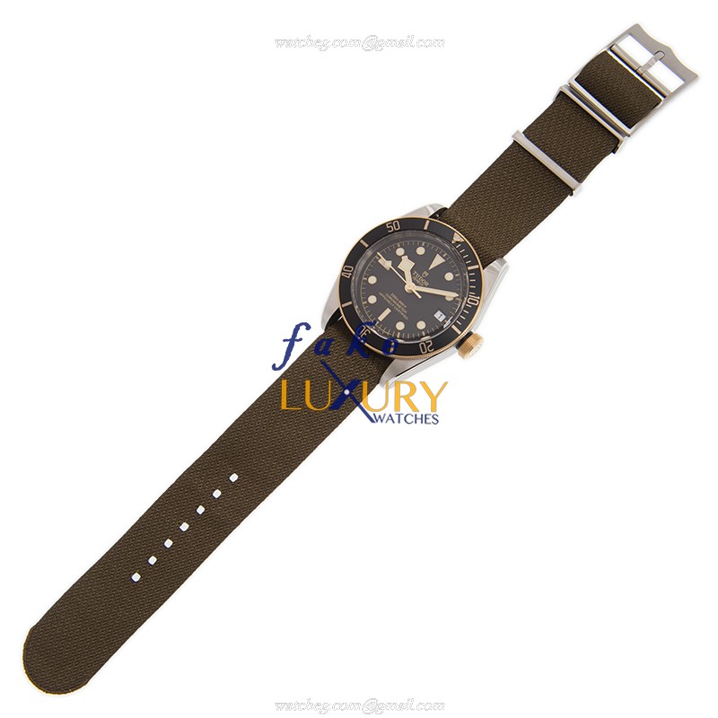 Tudor 79733N-CANVAS STRAP BLACK BAY Automatic 18kt Gold & Steel Replica Watch - Swiss Movement - Image 2