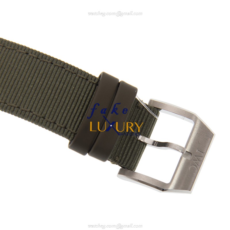 IWC IW387901 PILOTS Automatic Stainless Steel Black Dial Green Canvas Strap Replica Watch - Image 4