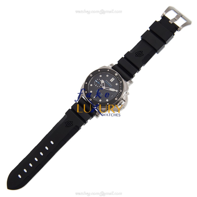 Panerai PAM00683 DIVERS Automatic Ceramic & Steel - Replica Watch - PAM00683 - Automatic - Steel - Image 2