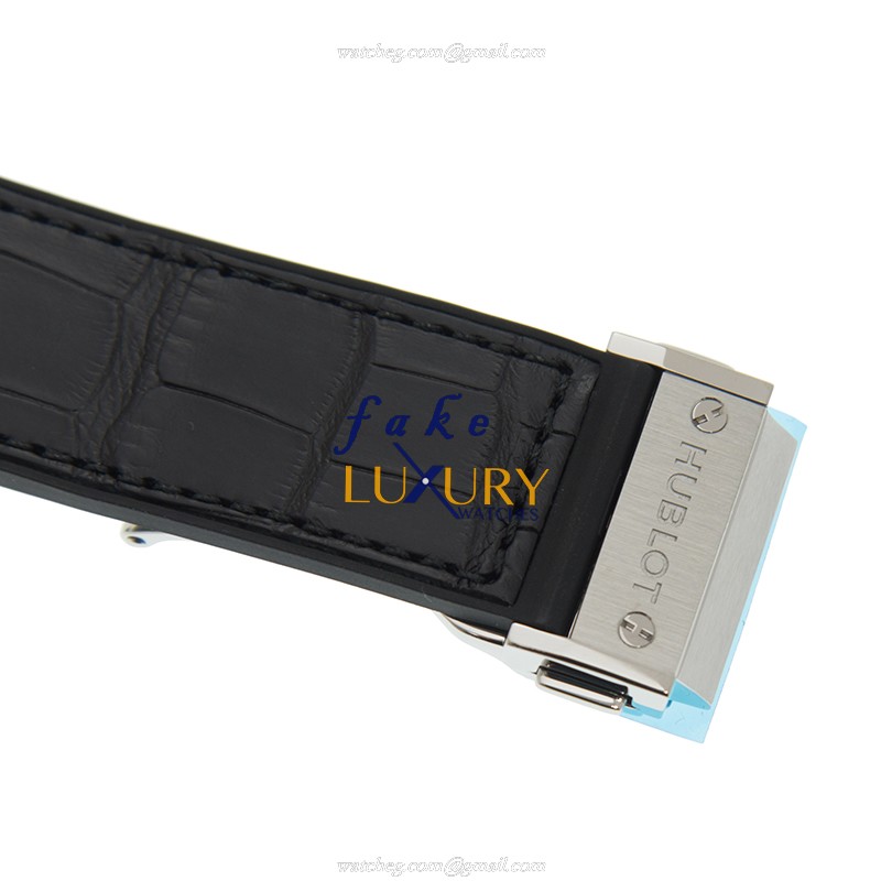 Hublot 542.NX.1171.LR.1704 CLASSIC FUSION Automatic Titanium Diamond Replica Watch 42mm Black Dial - Image 4