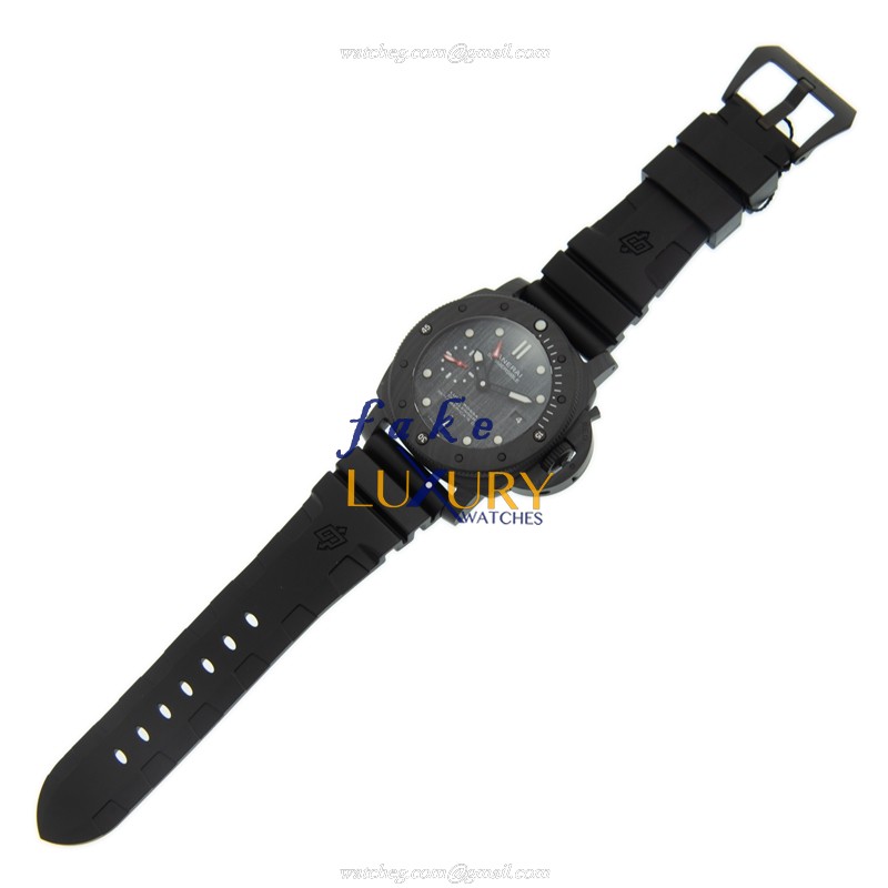 Panerai PAM01039 Replica Watch Automatic Carbon Fiber Black Dial Rubber Strap - Image 2