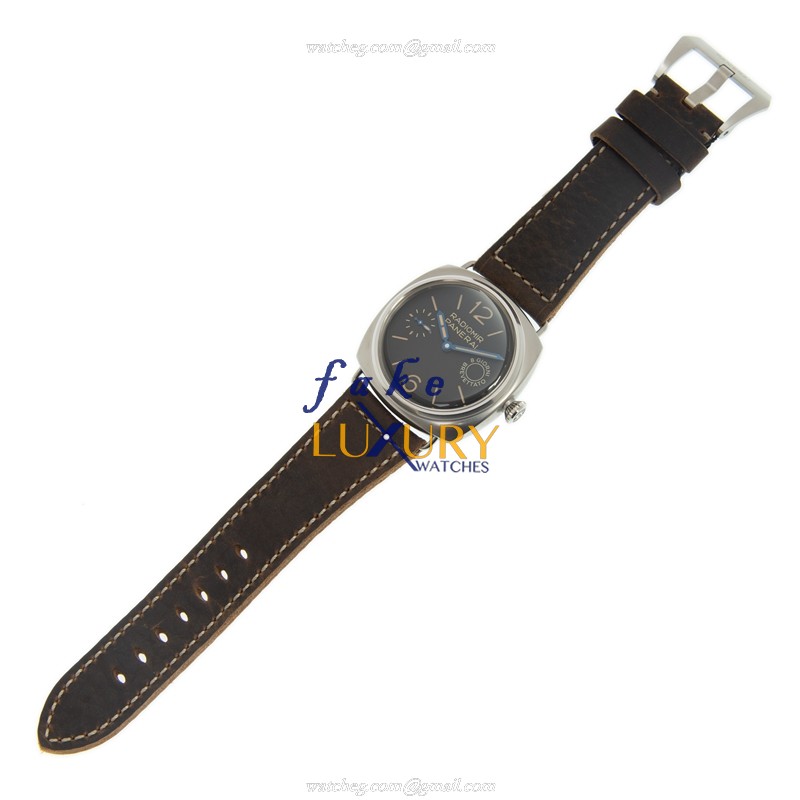 Panerai PAM00992 Luminor Replica Watch, Manual Wind, Black Dial, Leather Strap - Image 2