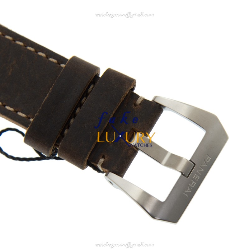 Panerai PAM00992 Luminor Replica Watch, Manual Wind, Black Dial, Leather Strap - Image 4