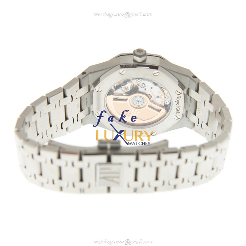 Audemars Piguet Royal Oak 77351ST.ZZ.1261ST.01 Automatic Blue Dial Stainless Steel & Diamonds - Image 4