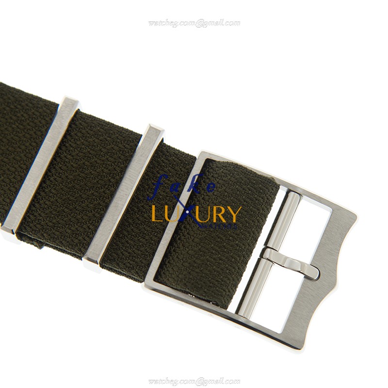 Tudor 79730 CANVAS STRAP - BLACK BAY STEEL AUTO - STAINLESS STEEL Replica Watch - Image 4