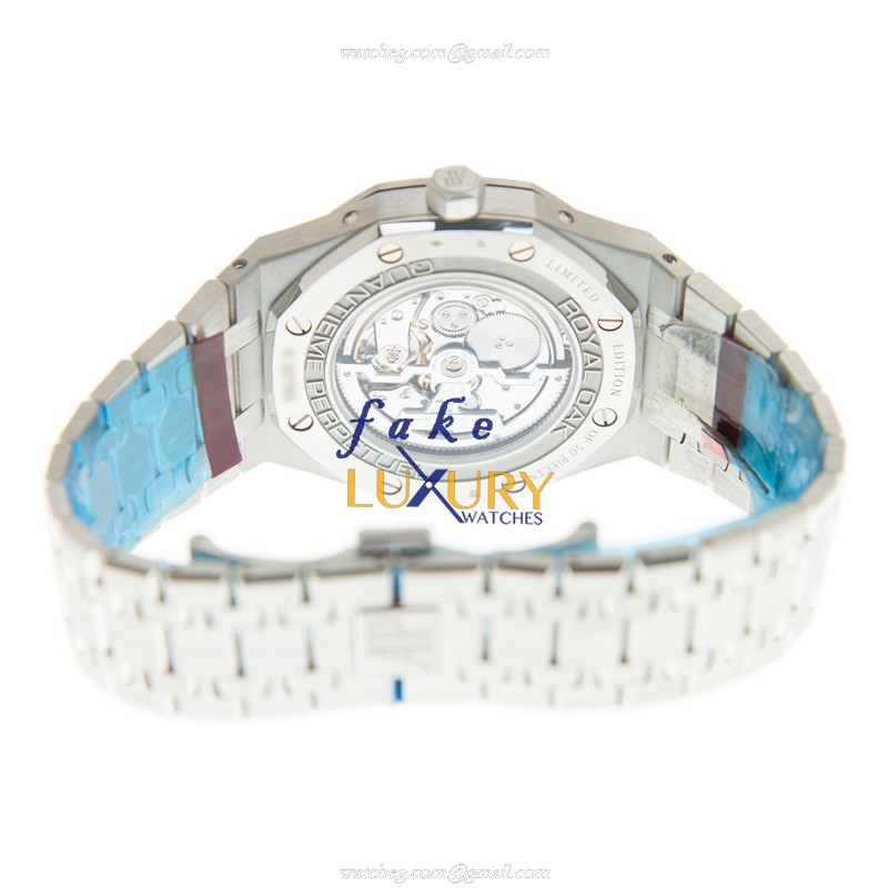 Audemars Piguet Royal Oak Replica Watch 26574PT.OO.1220PT.01 Automatic Blue Dial 950 Platinum Case - Image 4
