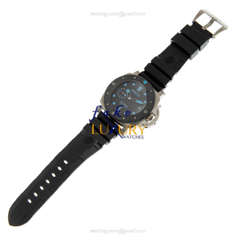 Panerai PAM00799 DIVERS Automatic Carbon Fiber - 47mm Black Dial - Swiss Clone Watch - Image 2