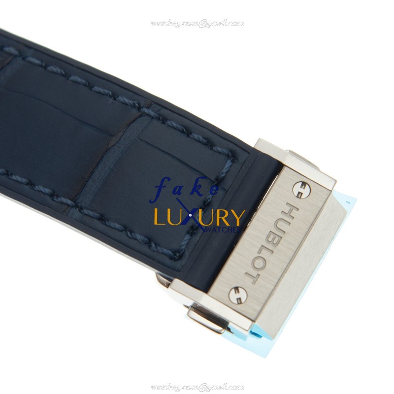 Hublot 565.NX.7170.LR.1204 CLASSIC FUSION Automatic - Stainless Steel & Diamonds Replica Watch - Image 4