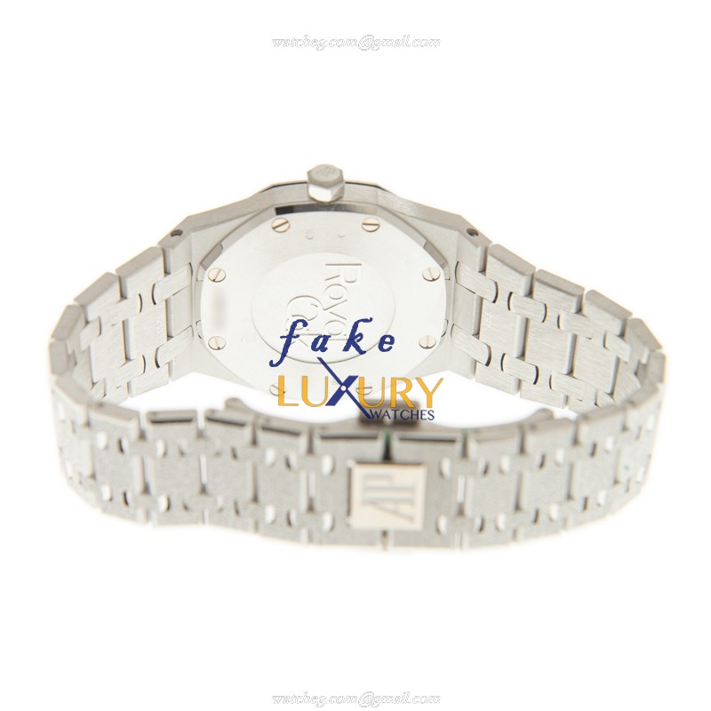 Audemars Piguet 67653BC.GG.1263BC.01 Replica Watch, 33mm 18kt White Gold Case, Silver Dial - Image 4
