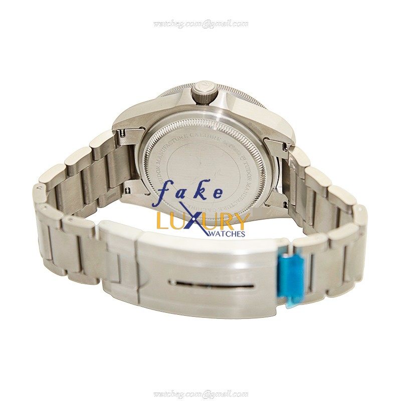 -25600TB-Replica Tudor PELAGOS Automatic Titanium Watch - Blue Dial - Image 4
