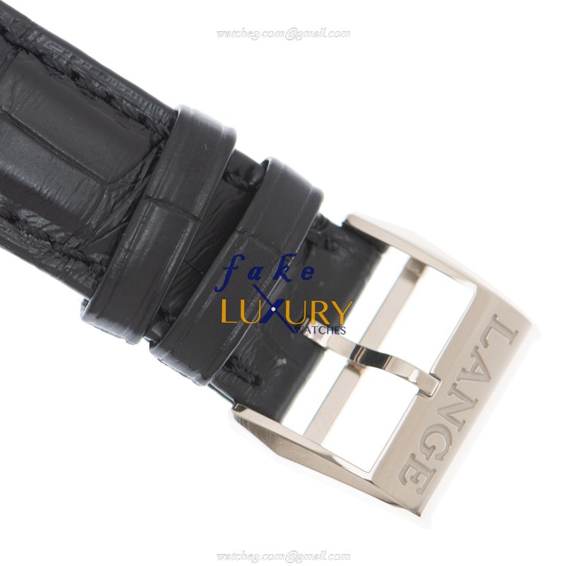 A Lange & Sohne 252.029 Richard Lange - Replica Watch - Manual Wind - 18kt White Gold - Black Dial - Image 4