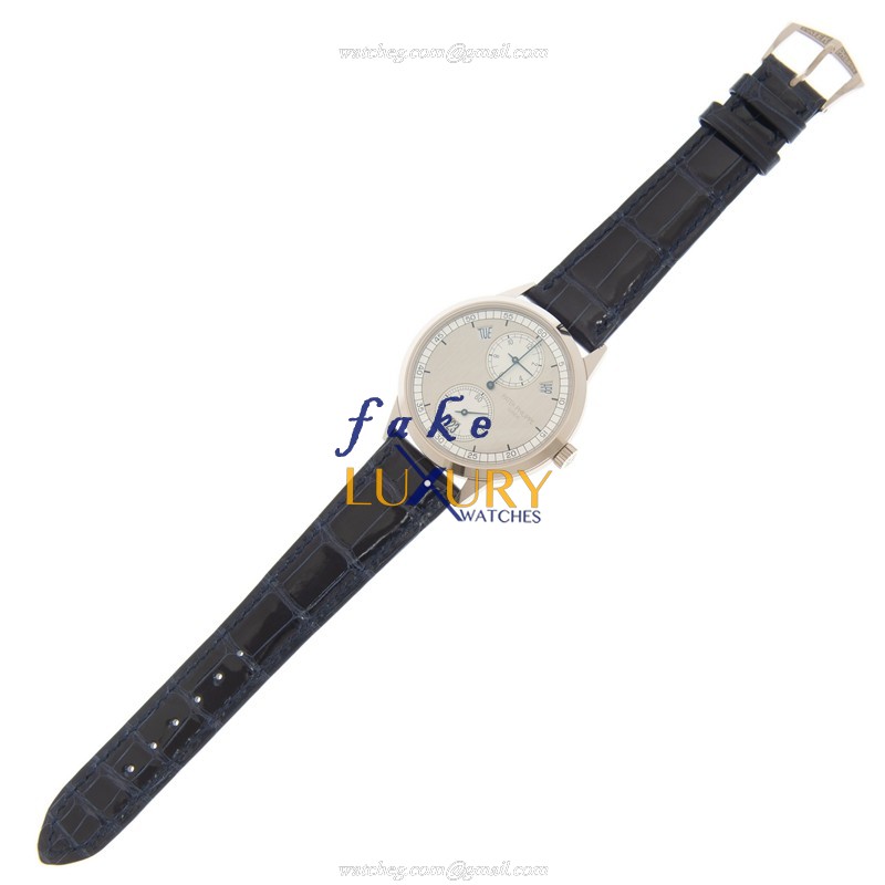 Patek Philippe 5235G-001 Replica Watch, Automatic Movement, Silver Dial, 18kt White Gold Case - Image 2